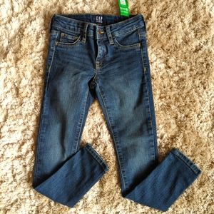 NWT!  Gap Denim girls jeans size 6